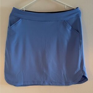 Peter Millar Womens Golf Skirt. Size Medium. Color light blue. Condition new